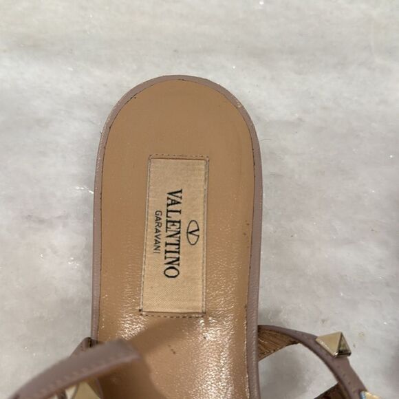 Valentino Poudre rockstud sandals 38 tan blush with gold studs ankle strap - Picture 7 of 12